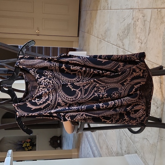 Twenty Black and Rose Gold Sleeveless Top--NWT - Picture 1 of 11